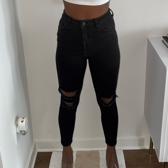 Bershka black high rise high waist jeans with knee tears distressed - Picture 3 of 8